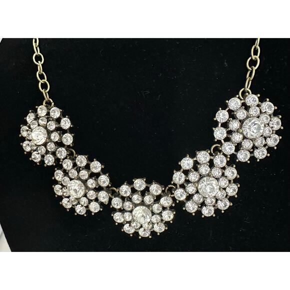 Ashley Statement Necklace - Perfect for Holidays and Special Occasions - Picture 6 of 6